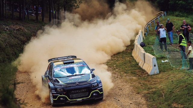 Rally em &Aacute;gueda