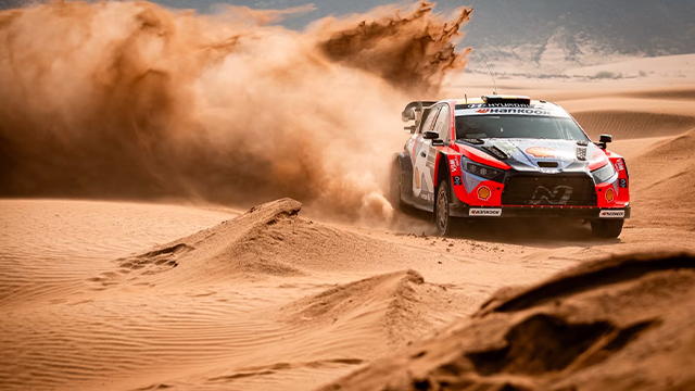 Neuville venceu na última prova do ano